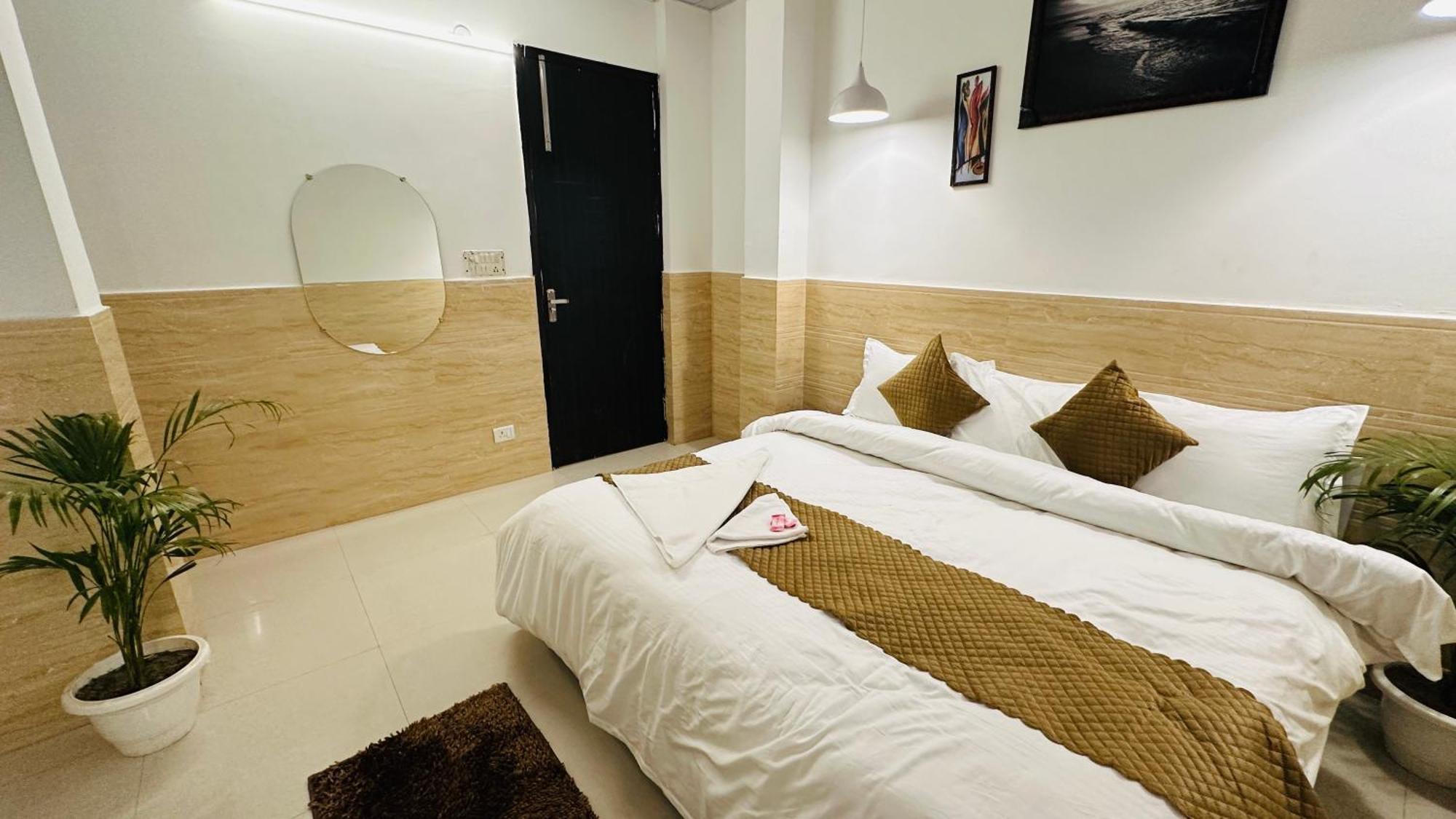 Hotel Relax In - Noida Sector 18 Exterior foto