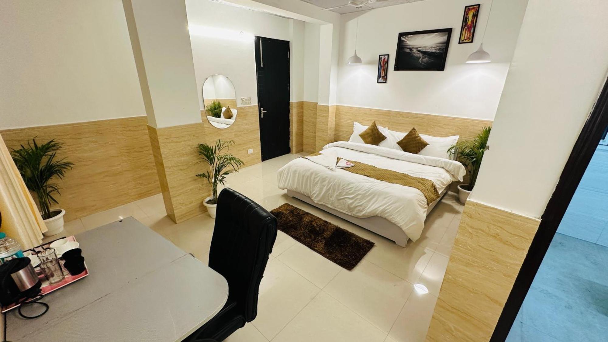 Hotel Relax In - Noida Sector 18 Exterior foto